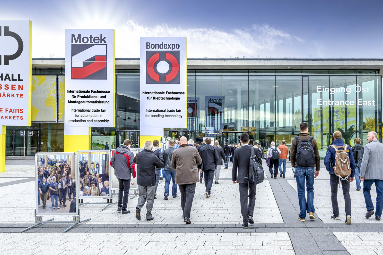 Echtdampf-Hallentreffen Dampfbetriebene Modelle von Eisenbahnen, Straßenfahrzeugen, Schiffen und stationären Anlagen motek bondexpo messe 4 scaled uai