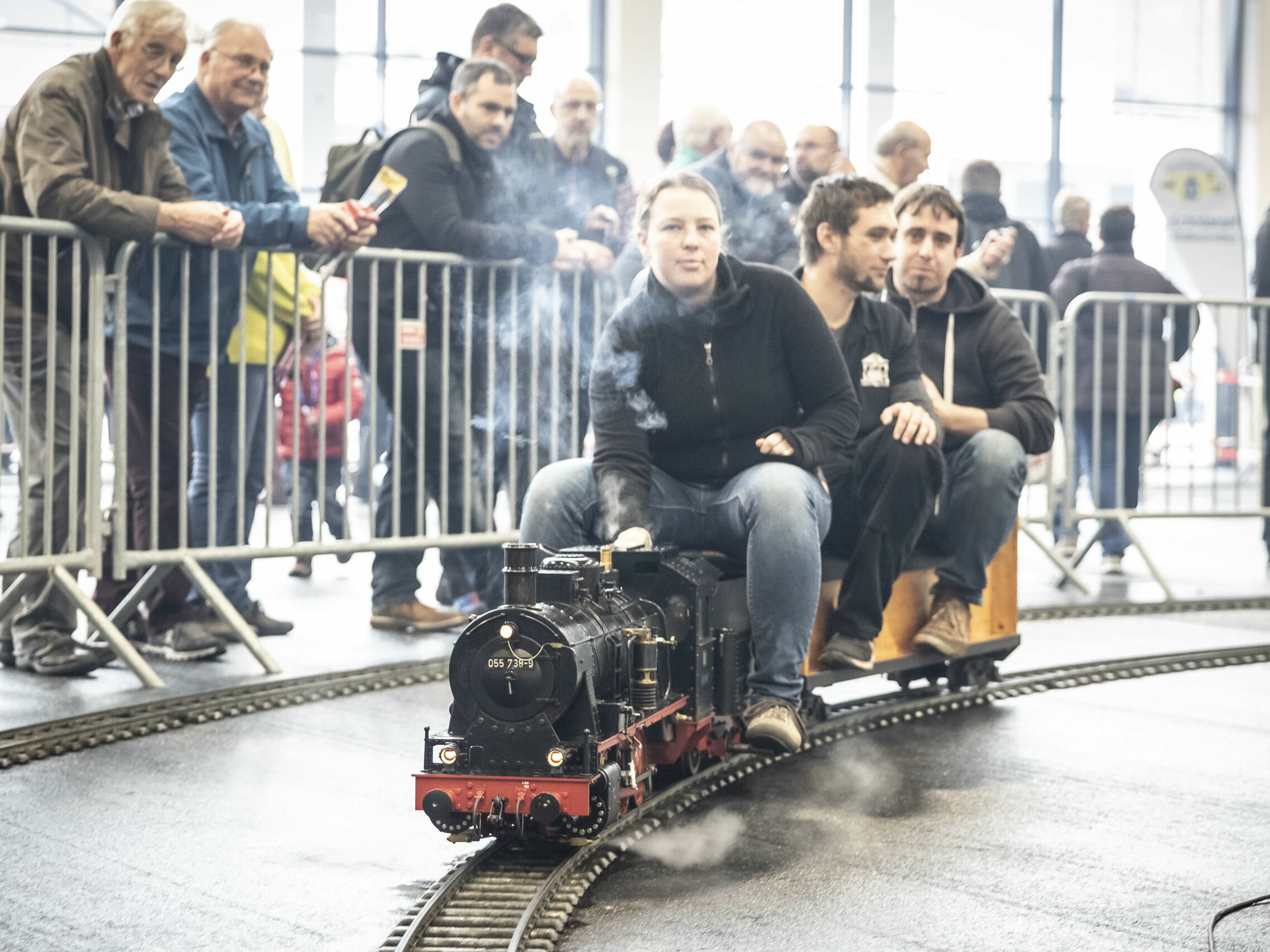 Echtdampf-Hallentreffen Dampfbetriebene Modelle von Eisenbahnen, Straßenfahrzeugen, Schiffen und stationären Anlagen csm Echtdampf Hallentreffen 03 3fa827e35a uai